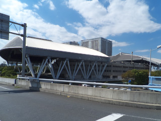 �L���R���V�A��